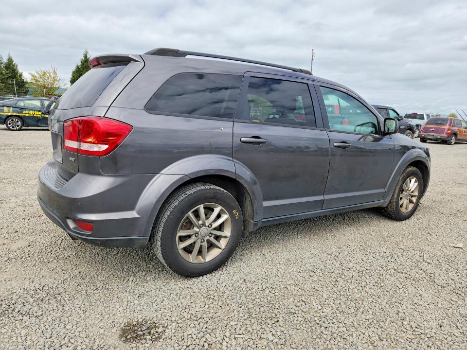 51149526 :رقم المزاد ، 3C4PDCBB2FT741992 vin ، 2015 Dodge Journey مزاد بيع