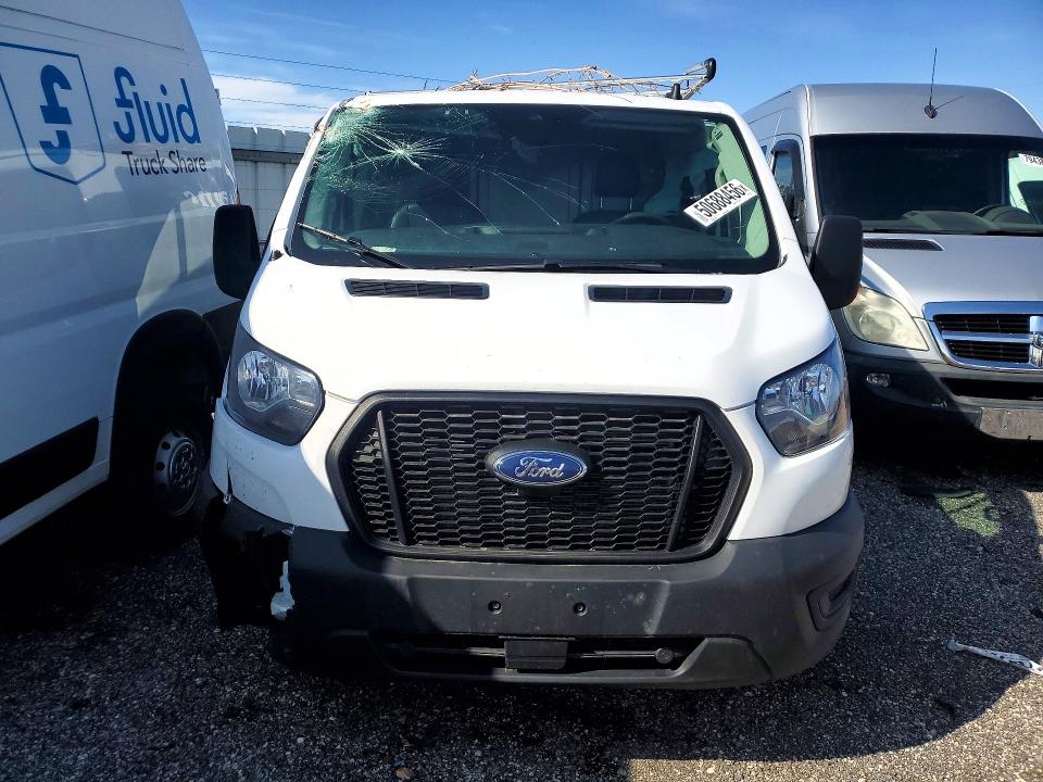 50688456 :رقم المزاد ، 1FTYE1Y89PKB75222 vin ، 2023 Ford Transit مزاد بيع