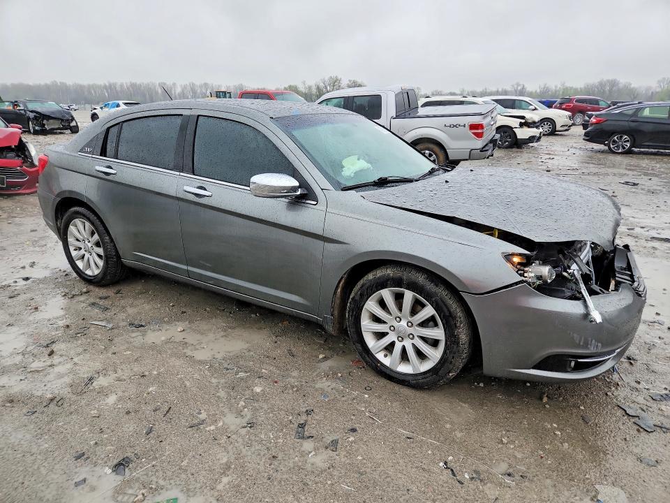 Продажа на аукционе авто 2013 Chrysler 200, vin: 1C3CCBCG9DN522616, номер лота: 48092526