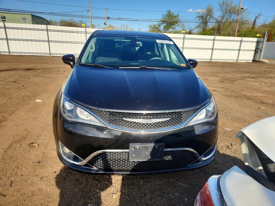 2018 Chrysler Pacifica მანქანა იყიდება აუქციონზე, vin: 2C4RC1FG1JR172022, აუქციონის ნომერი: 50852206