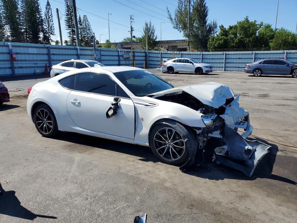 Продаж на аукціоні авто 2017 Toyota 86, vin: JF1ZNAA14H8711435, номер лоту: 51568306