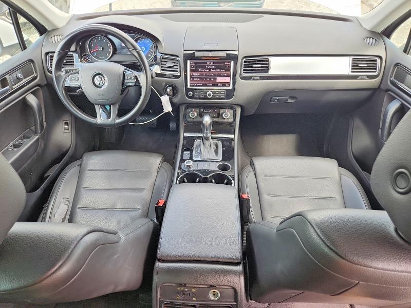 2013 Volkswagen Touareg მანქანა იყიდება აუქციონზე, vin: WVGEF9BPXDD012797, აუქციონის ნომერი: 51562296