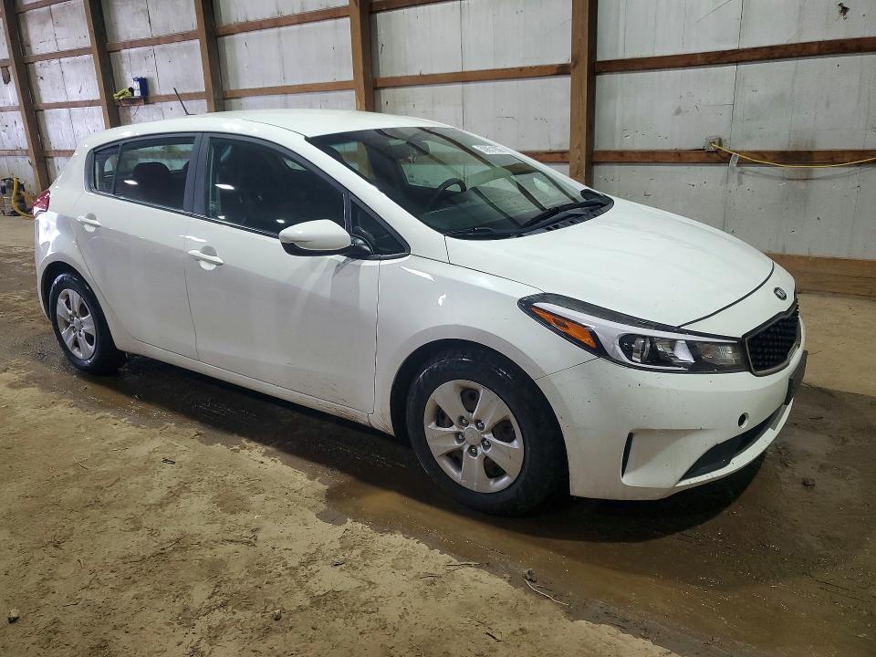 50851936 :رقم المزاد ، KNAFK5A82H5684499 vin ، 2017 Kia Forte مزاد بيع