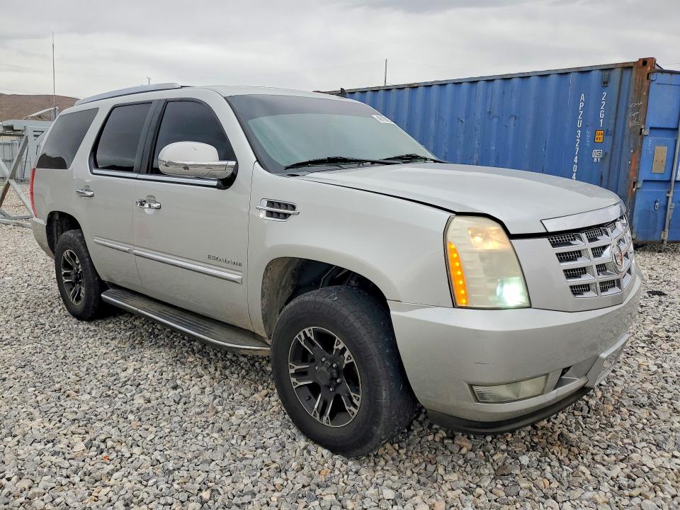 Продаж на аукціоні авто 2010 Cadillac Escalade, vin: 1GYUKBEF9AR135991, номер лоту: 48100256