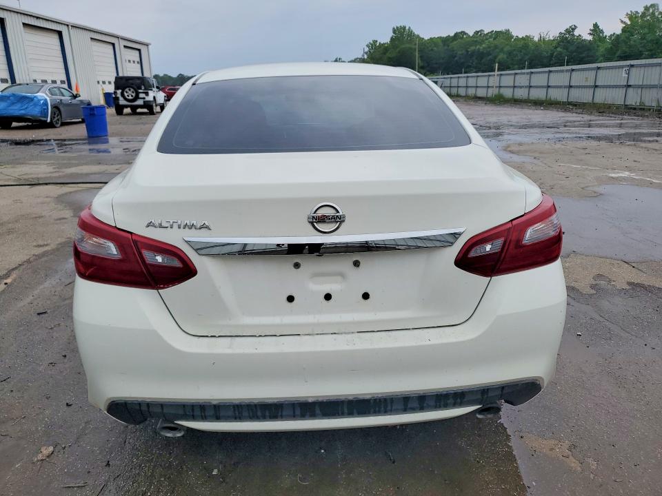 Продажа на аукционе авто 2018 Nissan Altima, vin: 1N4AL3AP3JC138002, номер лота: 51668936