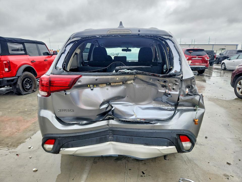 Продажа на аукционе авто 2017 Mitsubishi Outlander, vin: JA4AD3A33HZ028413, номер лота: 50663636