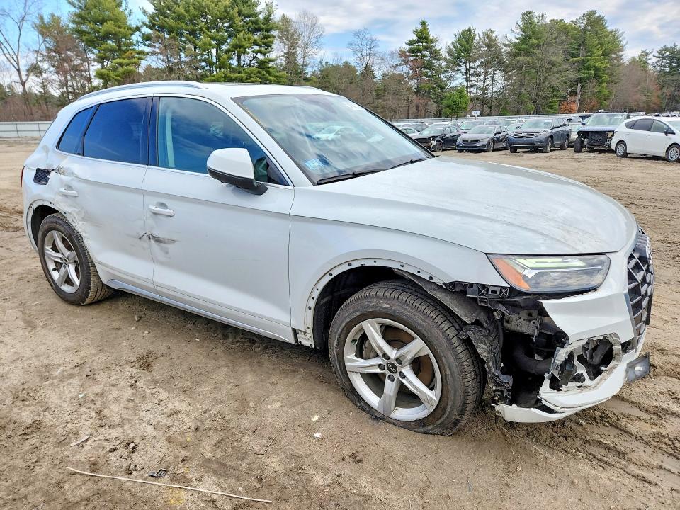 48042156 :رقم المزاد ، WA1AAAFY3M2033356 vin ، 2021 Audi Q5 مزاد بيع