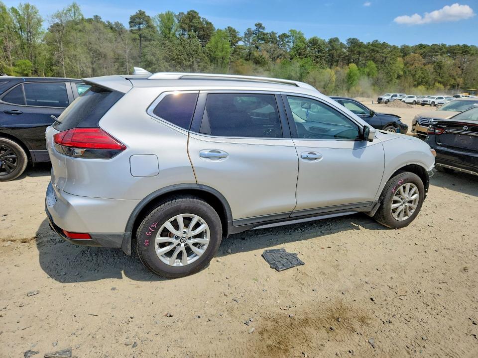 49277196 :رقم المزاد ، KNMAT2MV0HP505715 vin ، 2017 Nissan Rogue مزاد بيع