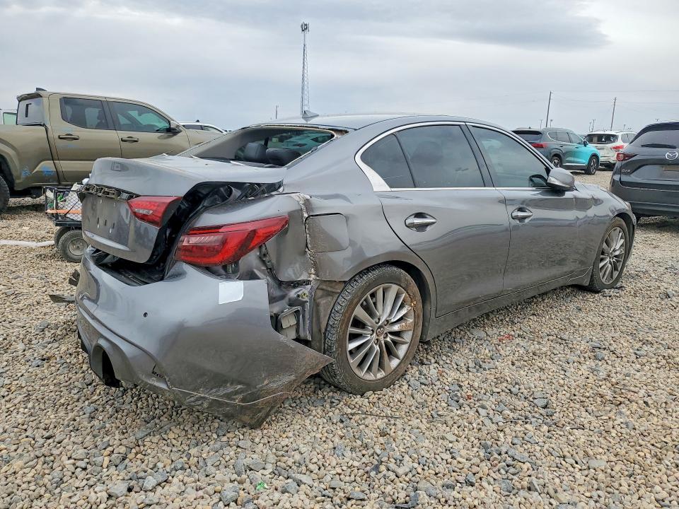49514736 :رقم المزاد ، JN1EV7AP0JM355937 vin ، 2018 Infiniti Q50 مزاد بيع