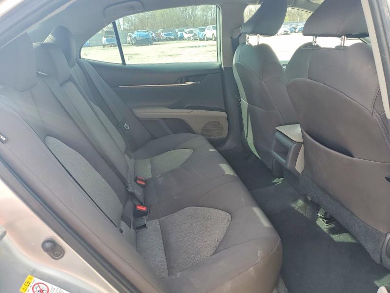 Продаж на аукціоні авто 2019 Toyota Camry, vin: 4T1B11HK1KU226332, номер лоту: 49893916