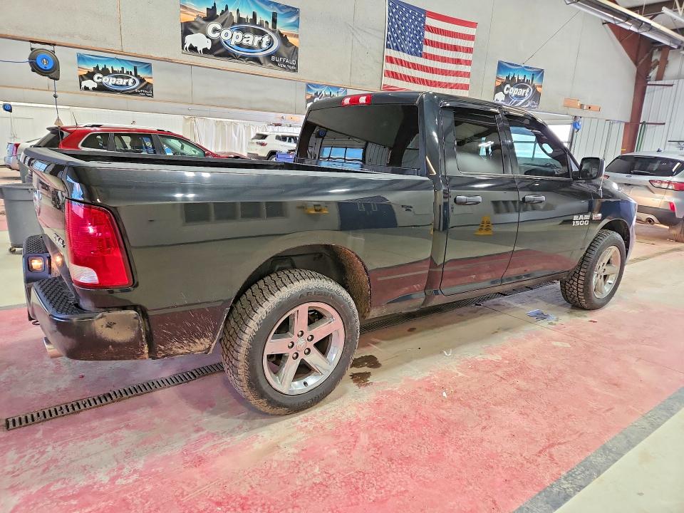 49920376 :رقم المزاد ، 1C6RR7FT0JS200770 vin ، 2018 Ram 1500 مزاد بيع