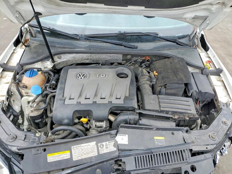 2014 Volkswagen Passat მანქანა იყიდება აუქციონზე, vin: 1VWCN7A35EC119861, აუქციონის ნომერი: 50261526