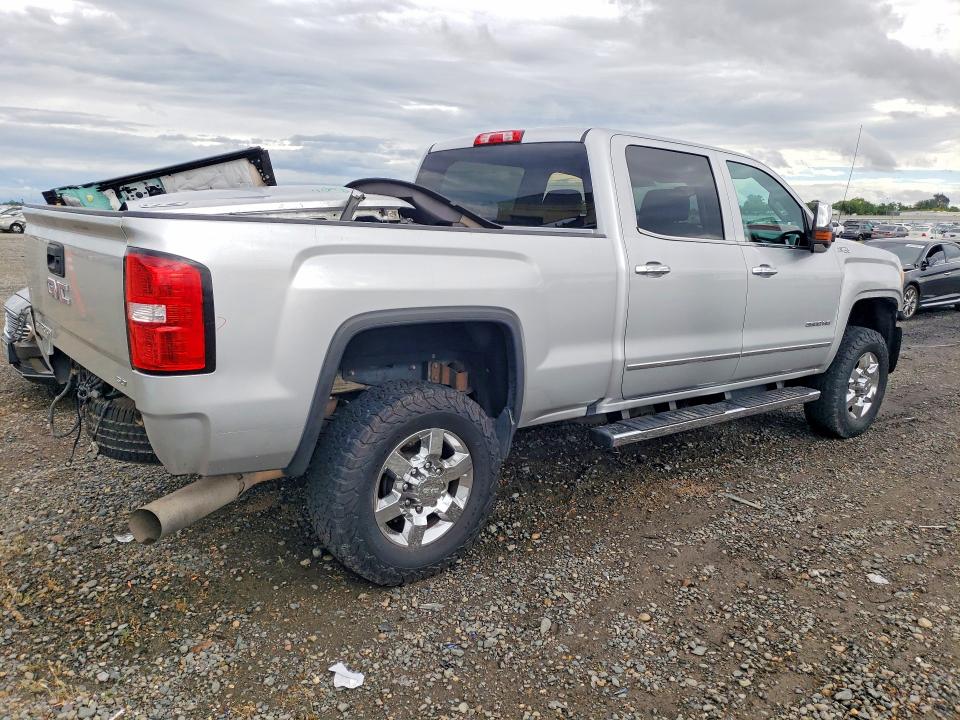 47978056 :رقم المزاد ، 1GT423E8XFF559394 vin ، 2015 Gmc Sierra مزاد بيع