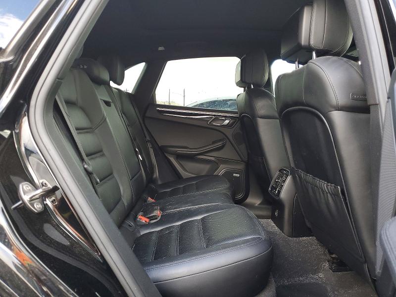 Auction sale of the 2017 Porsche Macan, vin: WP1AB2A52HLB16149, lot number: 49077016