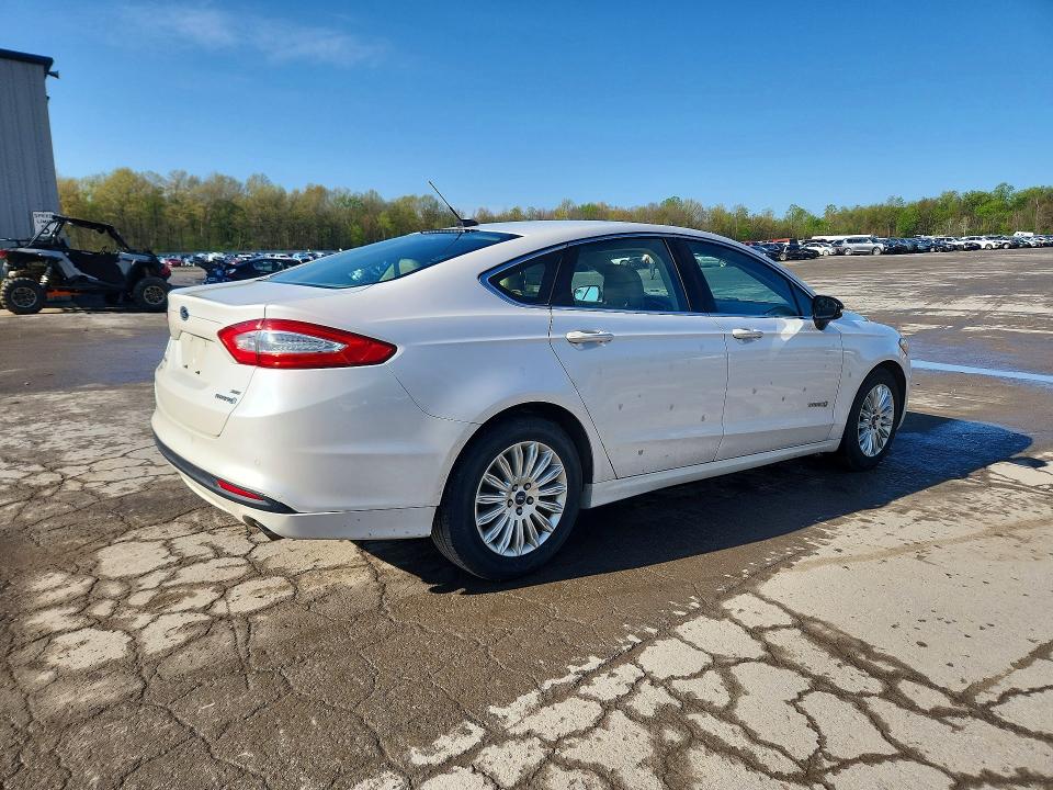 50129656 :رقم المزاد ، 3FA6P0LU6DR357165 vin ، 2013 Ford Fusion مزاد بيع