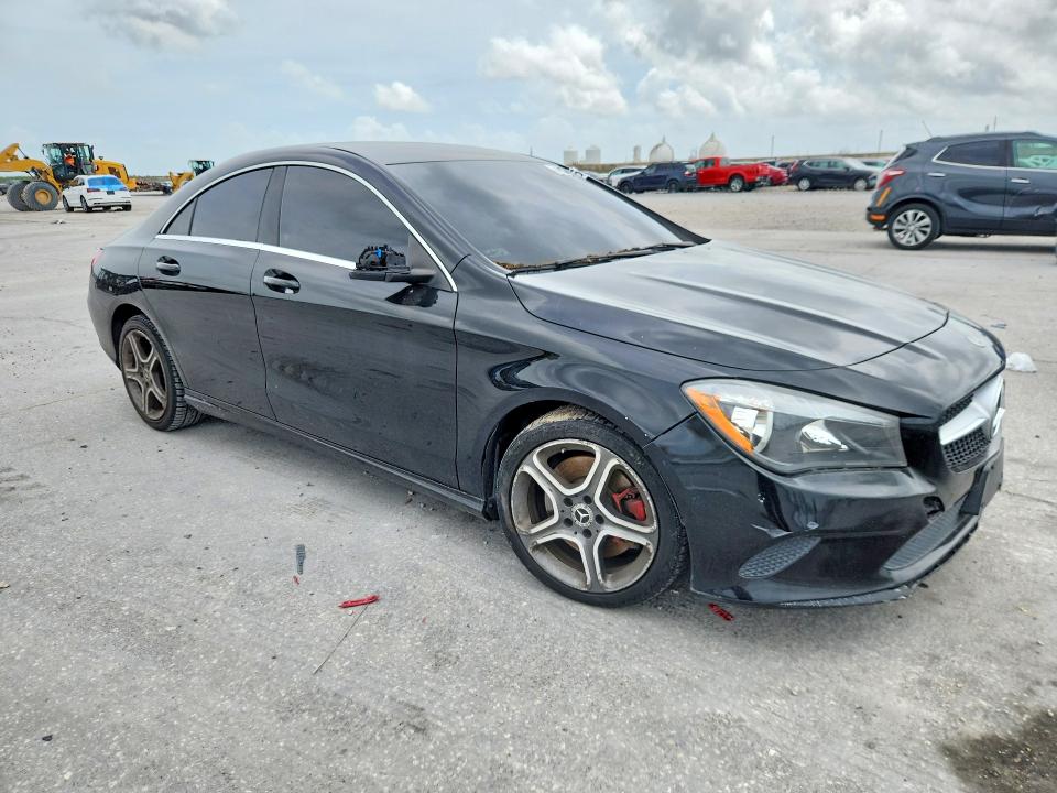 48302636 :رقم المزاد ، WDDSJ4EB6KN708630 vin ، 2019 Mercedes-benz Cla مزاد بيع