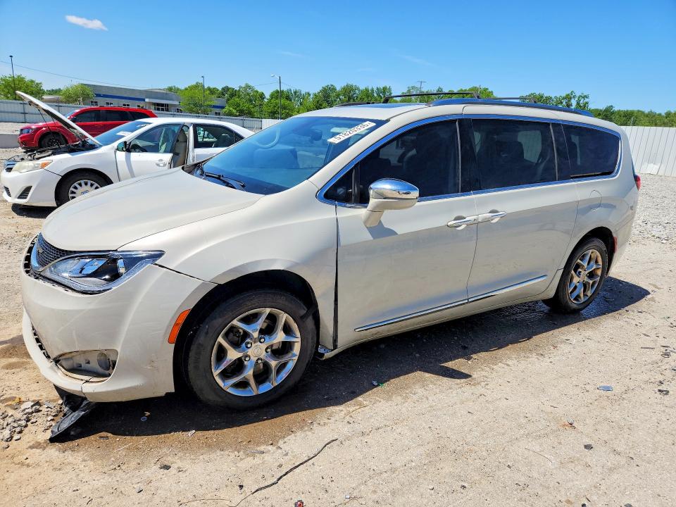 51820336 :رقم المزاد ، 2C4RC1GG9HR656741 vin ، 2017 Chrysler Pacifica مزاد بيع