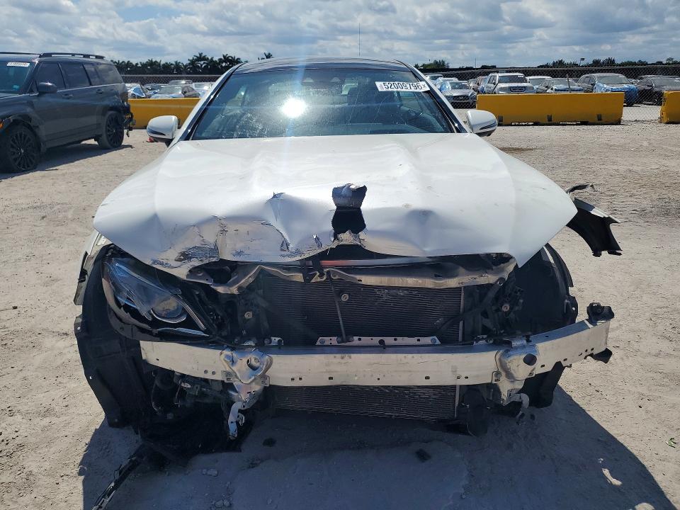 52009796 :رقم المزاد ، WDD1J6JB7KF094663 vin ، 2019 Mercedes-benz E مزاد بيع