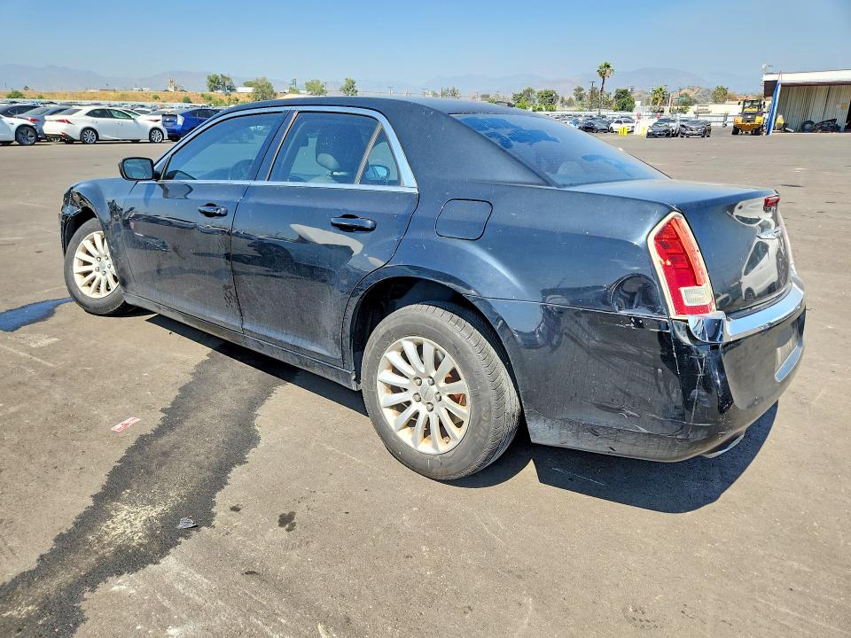 2013 Chrysler 300 მანქანა იყიდება აუქციონზე, vin: 2C3CCAAGXDH723110, აუქციონის ნომერი: 49336046