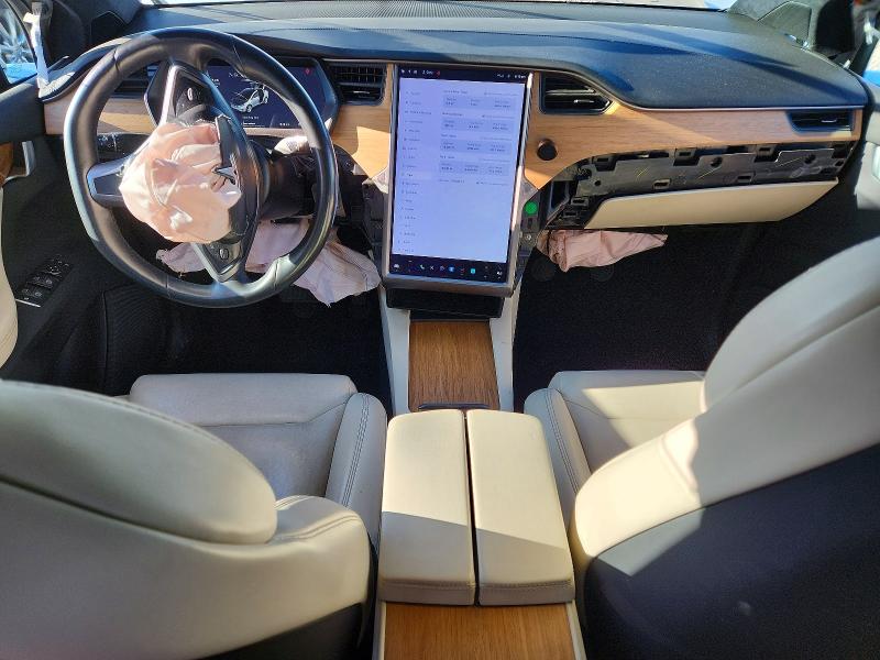 2019 Tesla Model X მანქანა იყიდება აუქციონზე, vin: 5YJXCAE21KF191082, აუქციონის ნომერი: 49830796