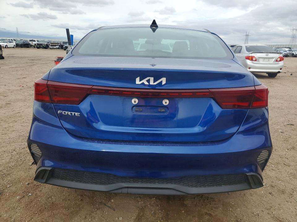 48001886 :رقم المزاد ، 3KPF24AD2NE497466 vin ، 2022 Kia Forte مزاد بيع
