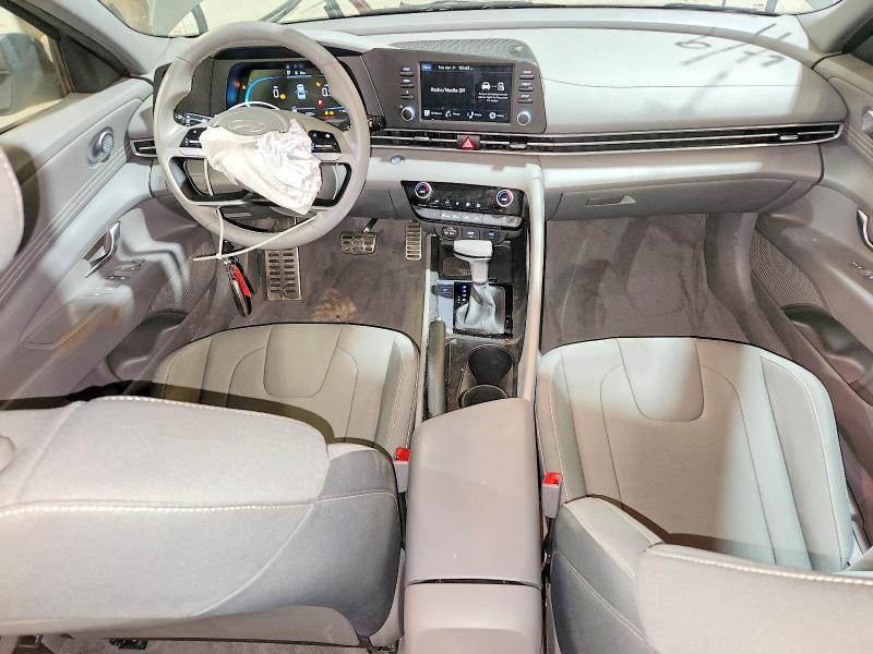 50715226 :رقم المزاد ، KMHLM4DG9SU006631 vin ، 2025 Hyundai Elantra مزاد بيع