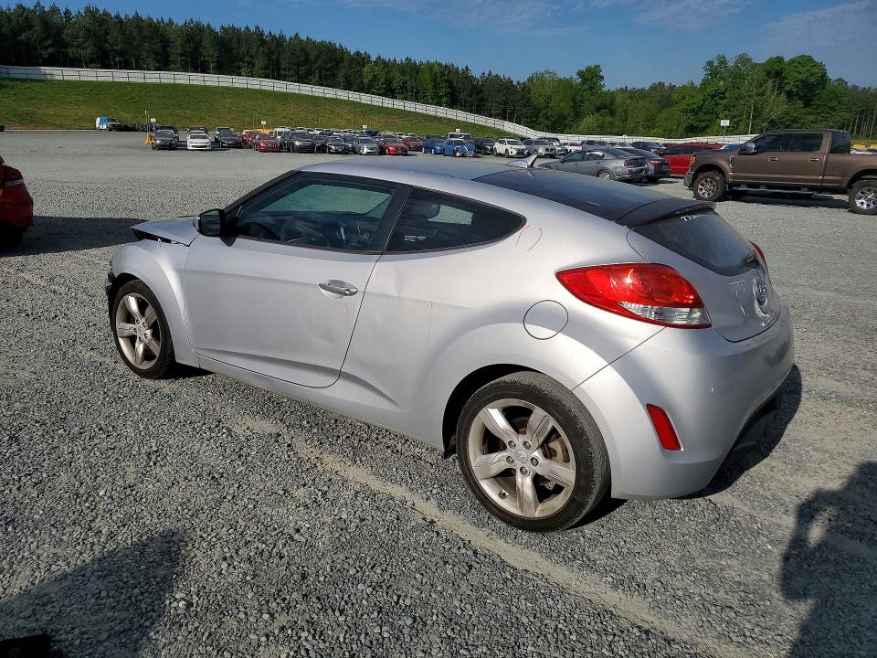 2013 Hyundai Veloster მანქანა იყიდება აუქციონზე, vin: KMHTC6AD3DU165821, აუქციონის ნომერი: 50077946