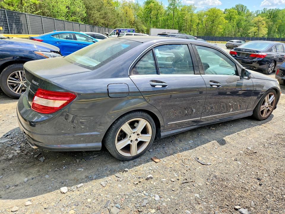 2010 Mercedes-benz C მანქანა იყიდება აუქციონზე, vin: WDDGF8BB1AR104204, აუქციონის ნომერი: 49917946