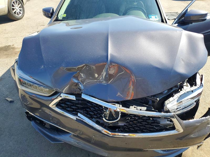 49332626 :رقم المزاد ، 19UUB1F55JA004417 vin ، 2018 Acura Tlx مزاد بيع