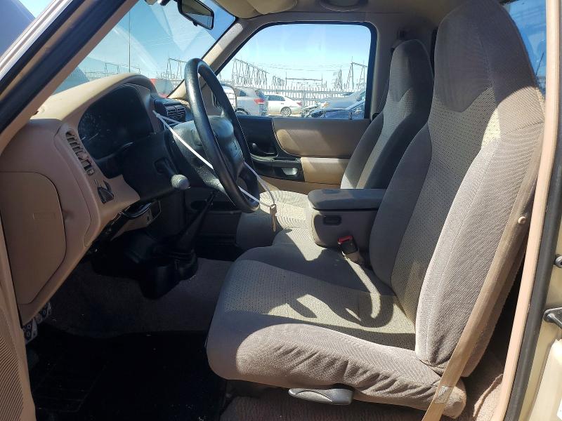 51044616 :رقم المزاد ، 4F4YR12C2YTM22472 vin ، 2000 Mazda B2500 مزاد بيع