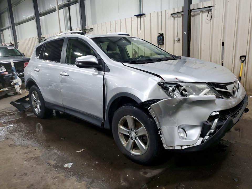 2015 Toyota Rav4 მანქანა იყიდება აუქციონზე, vin: JTMRFREV3FD100142, აუქციონის ნომერი: 51981406
