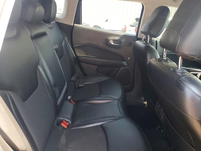 50924276 :رقم المزاد ، 3C4NJDBB0MT576009 vin ، 2021 Jeep Compass مزاد بيع