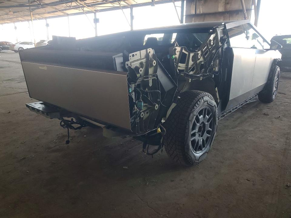 2024 Tesla Cybertruck მანქანა იყიდება აუქციონზე, vin: 7G2CEHEDXRA015865, აუქციონის ნომერი: 48843046