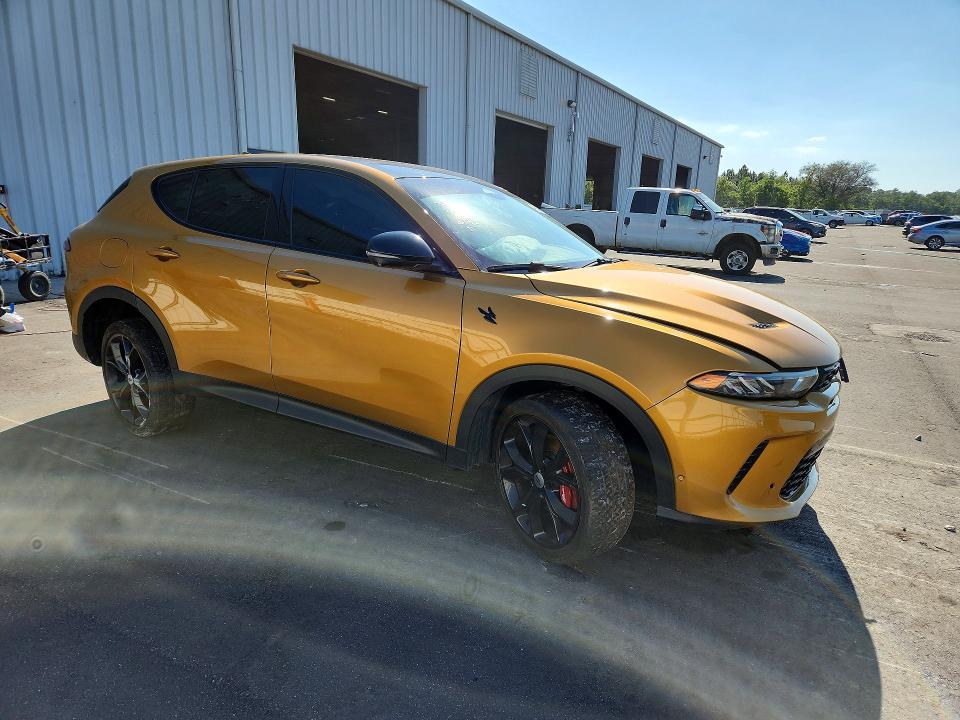 Продаж на аукціоні авто 2023 Dodge Hornet, vin: ZACHDFBN7P3A00172, номер лоту: 49488906