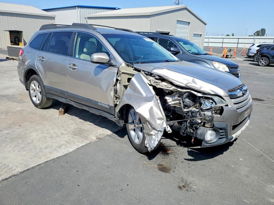Продажа на аукционе авто 2014 Subaru Outback, vin: 4S4BRBMC2E3286577, номер лота: 50352466