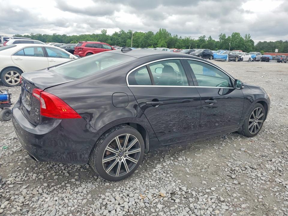 2014 Volvo S60 მანქანა იყიდება აუქციონზე, vin: YV1612FH0E1282135, აუქციონის ნომერი: 51944386