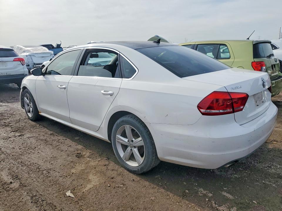 Продажа на аукционе авто 2012 Volkswagen Passat, vin: 1VWBH7A33CC073995, номер лота: 49840336