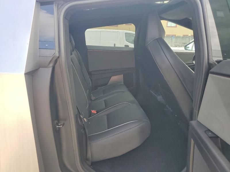 48161596 :رقم المزاد ، 7G2CEHEDXSA073450 vin ، 2025 Tesla Cybertruck مزاد بيع