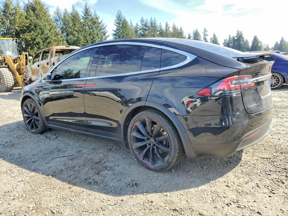 48675006 :رقم المزاد ، 5YJXCBE25GF029453 vin ، 2016 Tesla Model X مزاد بيع