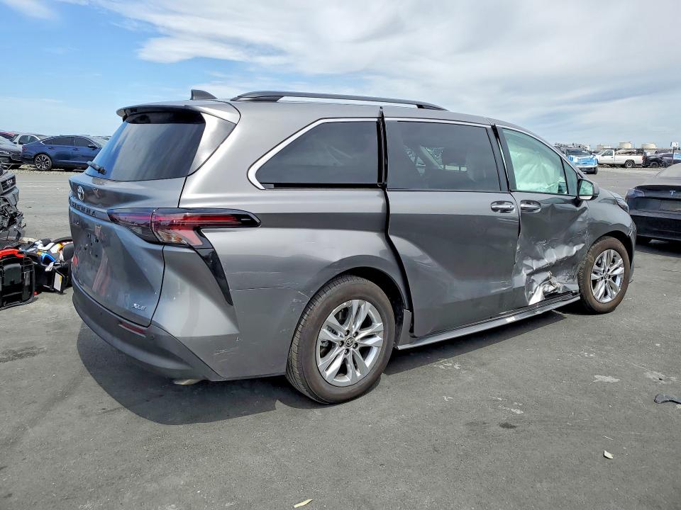 Продажа на аукционе авто 2026 Toyota Sienna, vin: 5TDYSKFC4TS233617, номер лота: 50172916