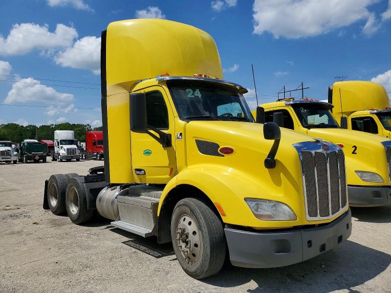 Auction sale of the 2017 Peterbilt 579, vin: 1XPBDP9X0HD410824, lot number: 46032286