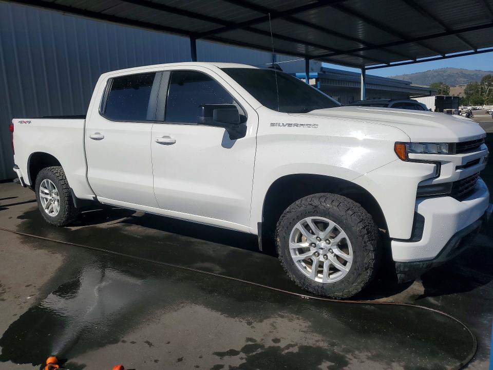 Продажа на аукционе авто 2019 Chevrolet Silverado, vin: 1GCUYEED9KZ317051, номер лота: 52250746