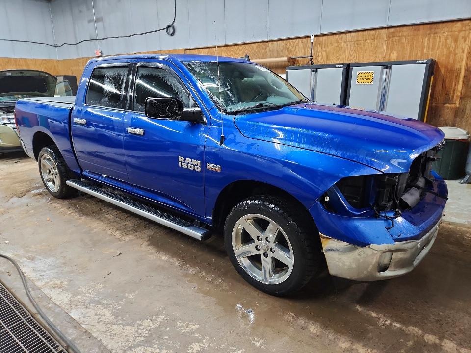 49377226 :رقم المزاد ، 3C6RR7LT1HG709501 vin ، 2017 Ram 1500 مزاد بيع