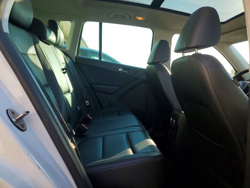 2013 Volkswagen Tiguan მანქანა იყიდება აუქციონზე, vin: WVGAV7AX1DW502153, აუქციონის ნომერი: 48919536