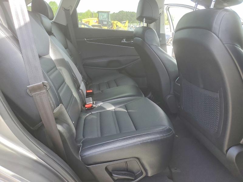 Продажа на аукционе авто 2017 Kia Sorento, vin: 5XYPHDA13HG217697, номер лота: 48569136
