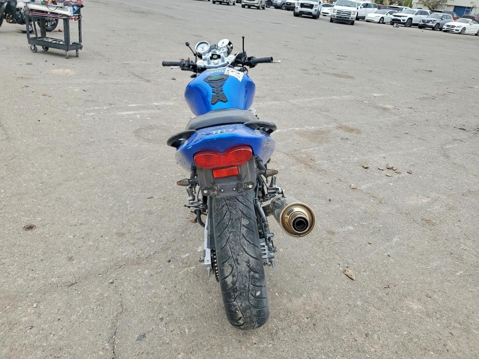 2000 Kawasaki Zr750 მანქანა იყიდება აუქციონზე, vin: JKAZRDF18YA011235, აუქციონის ნომერი: 51372616