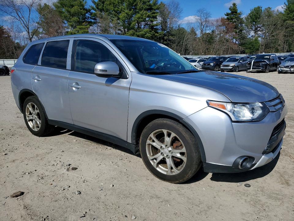 Продаж на аукціоні авто 2015 Mitsubishi Outlander, vin: JA4AZ3A38FZ003358, номер лоту: 49186816