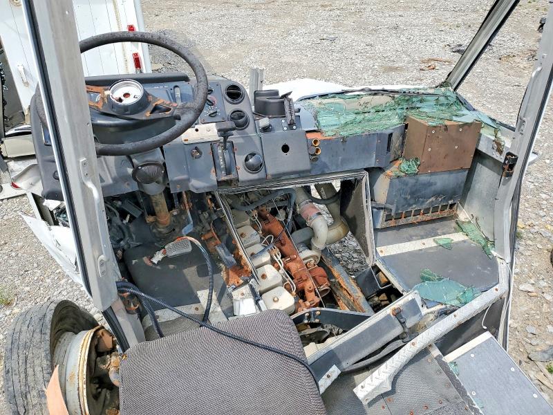 Продаж на аукціоні авто 1999 Freigliner Chassis, vin: 4UZA4FF45XCA49837, номер лоту: 51462426