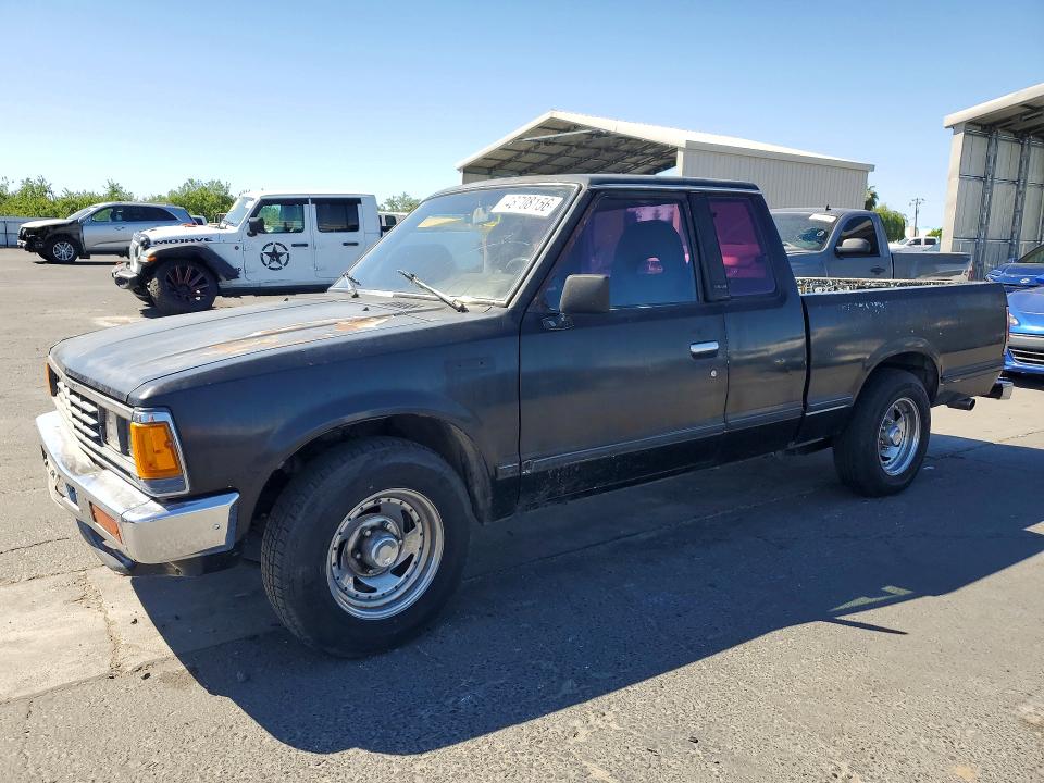 48708156 :رقم المزاد ، JN6ND06S5FW007516 vin ، 1985 Nissan Pickup مزاد بيع