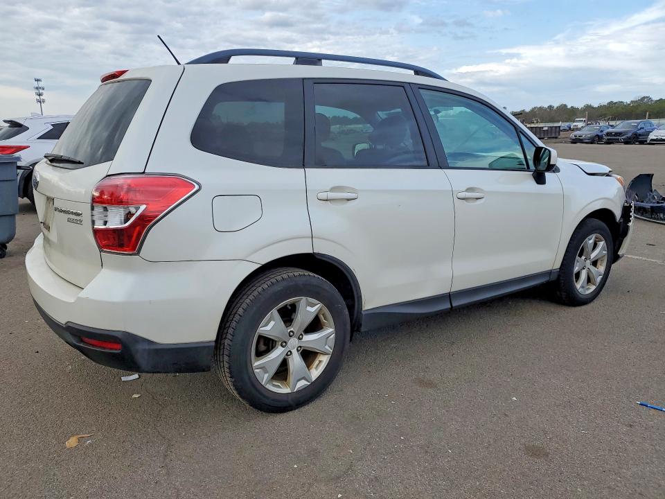 2015 Subaru Forester მანქანა იყიდება აუქციონზე, vin: JF2SJADC7FH459201, აუქციონის ნომერი: 48443656